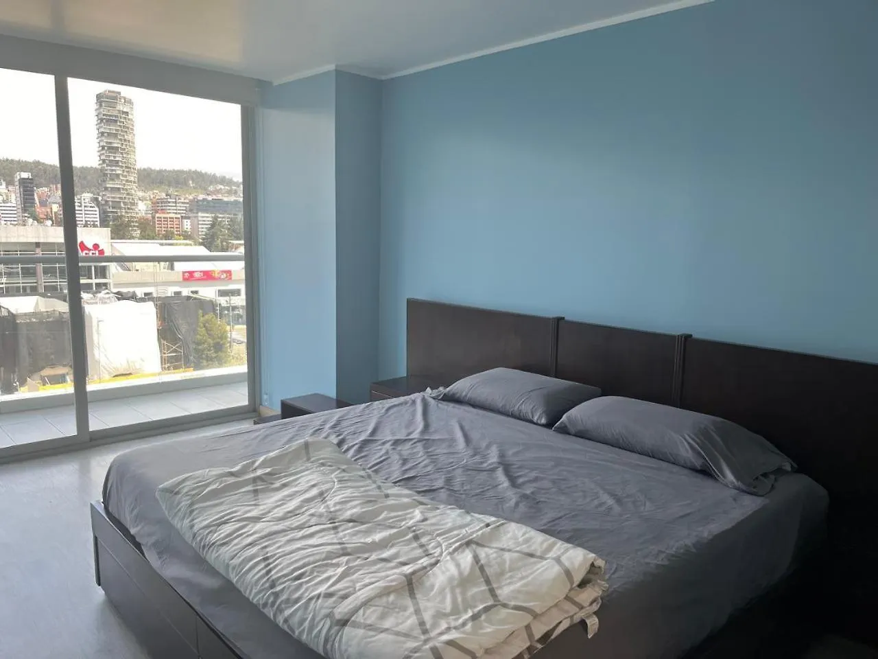 Apartamento Departamento En Edificio One Quito